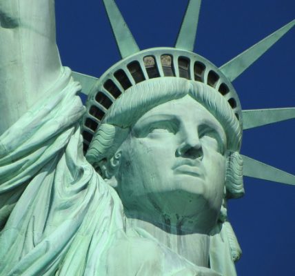 czym wysłać paczkę do usa